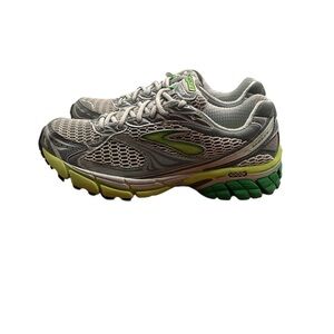 Brooks ghost 4 mogo  Gray and Green Running Shoes size 8
